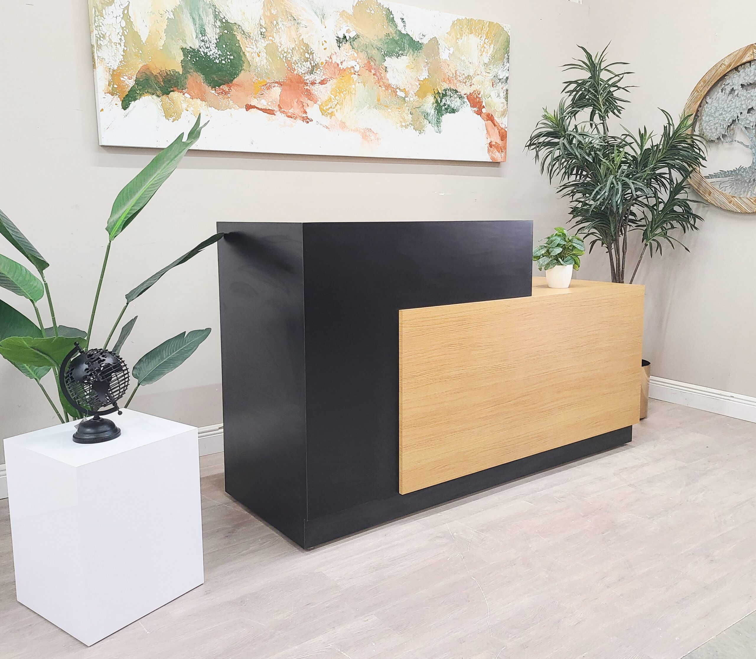 MARAM DESIGN OFFICE Jade Plus Finnish Oak & Black