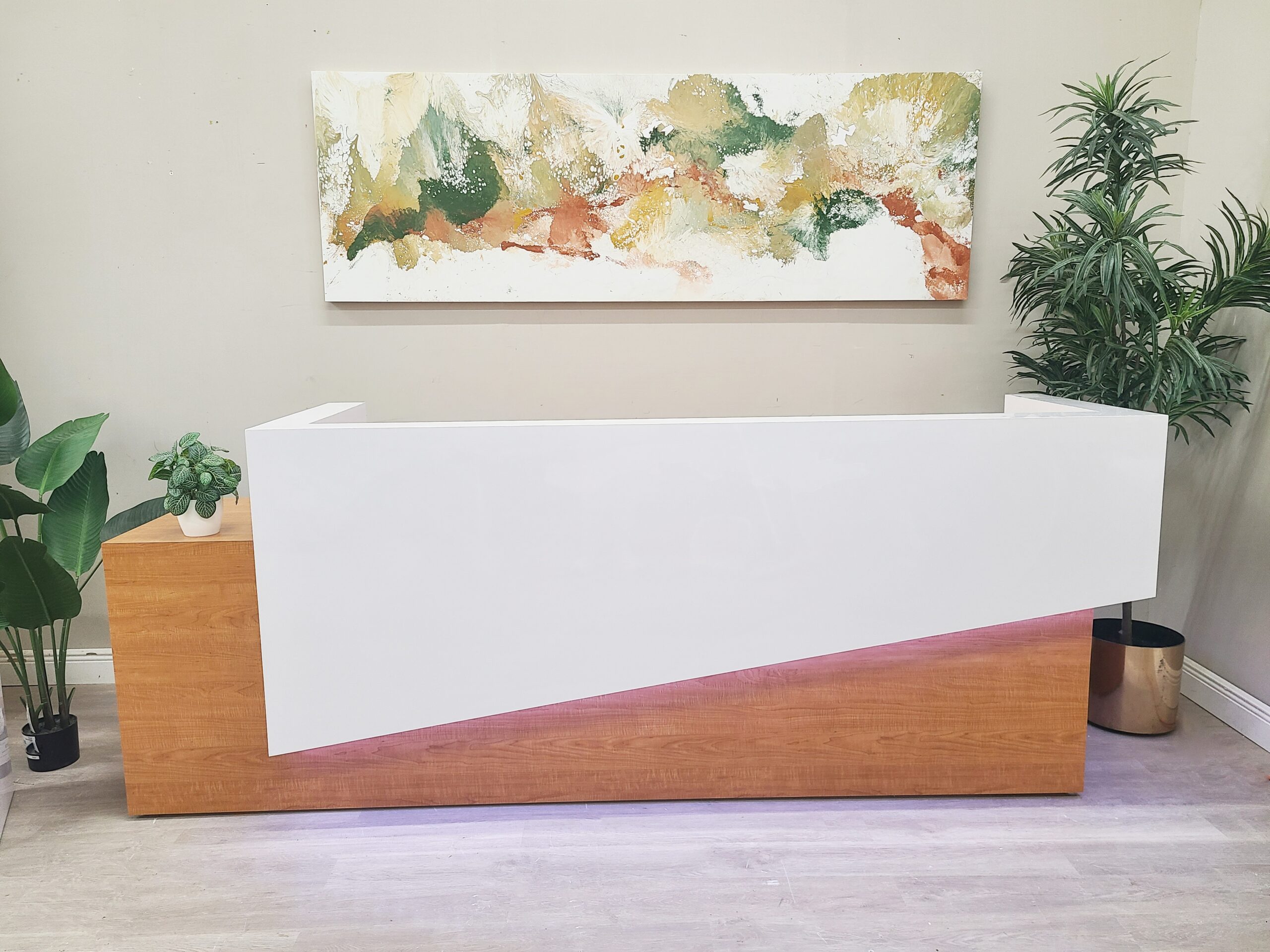 MARAM DESIGN OFFICE Nacre Reception Desk Ginger Maple