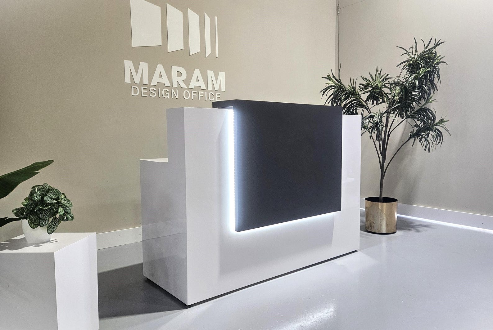 Jasper Reception Desk - Image 3