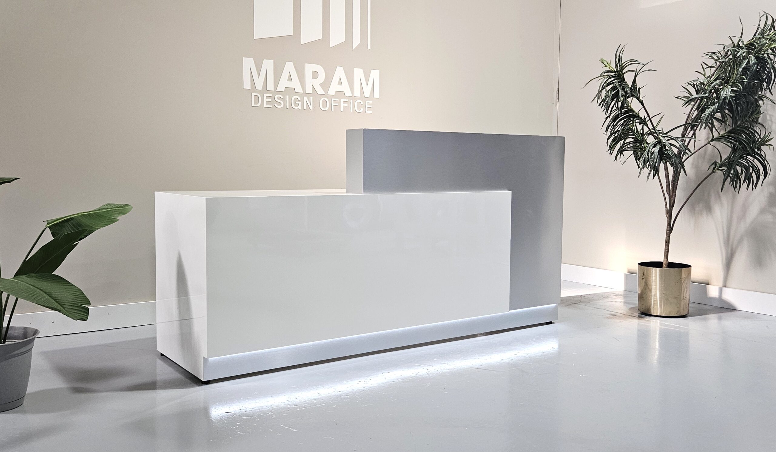 Jade Plus Reception desk ( Gloss White + Silver) - Image 4