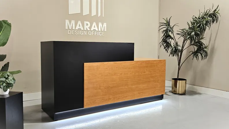 Jade Plus Reception Desk MARAM DESIGN OFFICE
