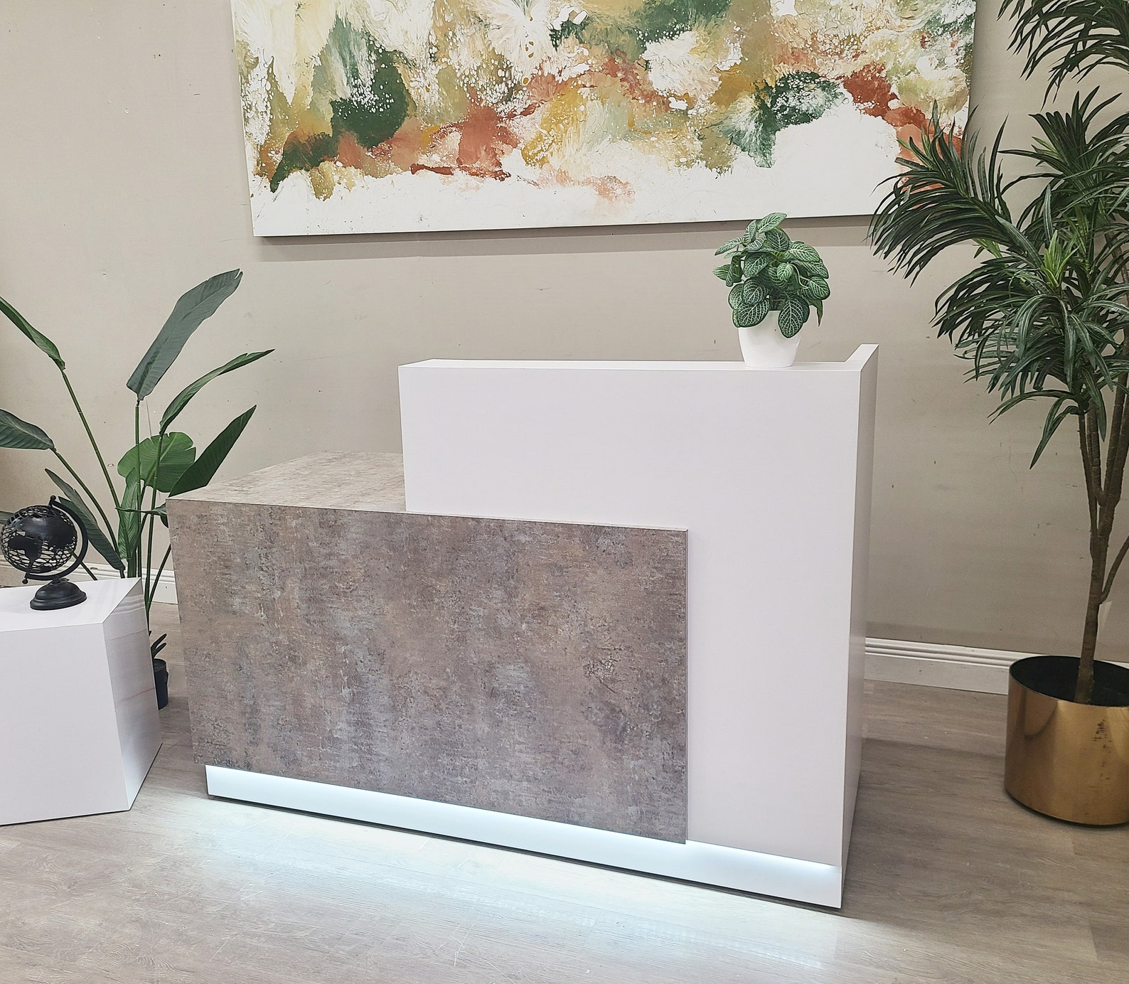 Jade Plus Reception desk (Elemental Stone & Matte White) - Image 4