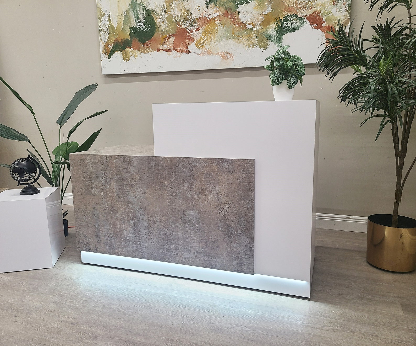 Jade Plus Reception desk (Elemental Stone & Matte White) - Image 6