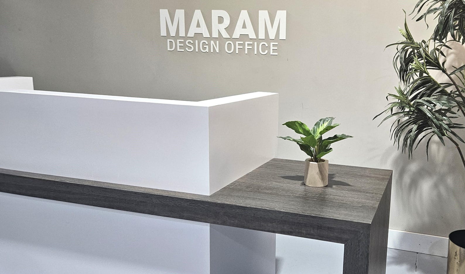 Celestite Reception desk (Matte White + Tula Oak) - Image 5
