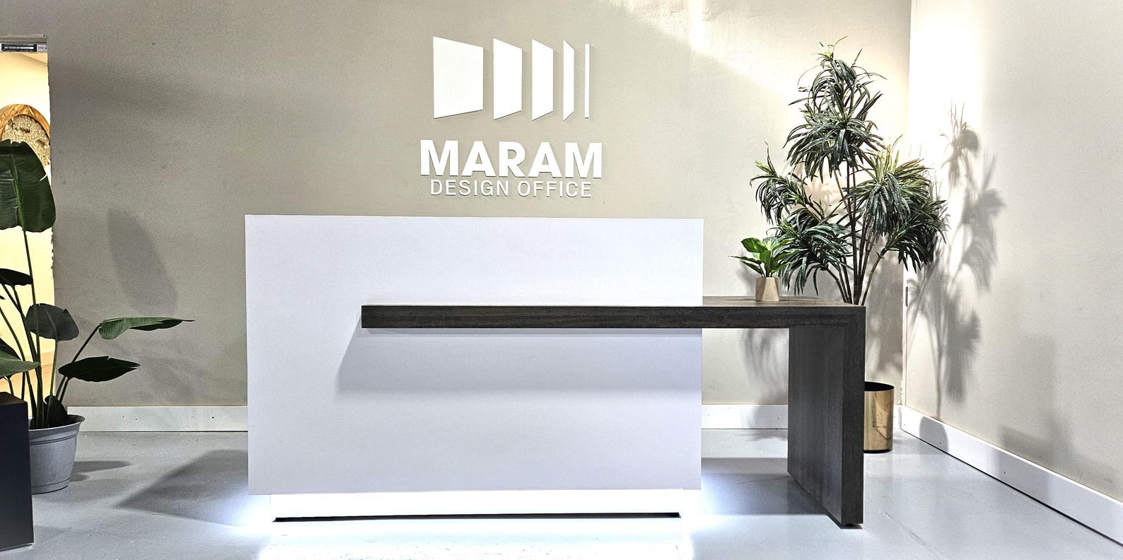 Celestite Reception desk (Matte White + Tula Oak) - Image 3
